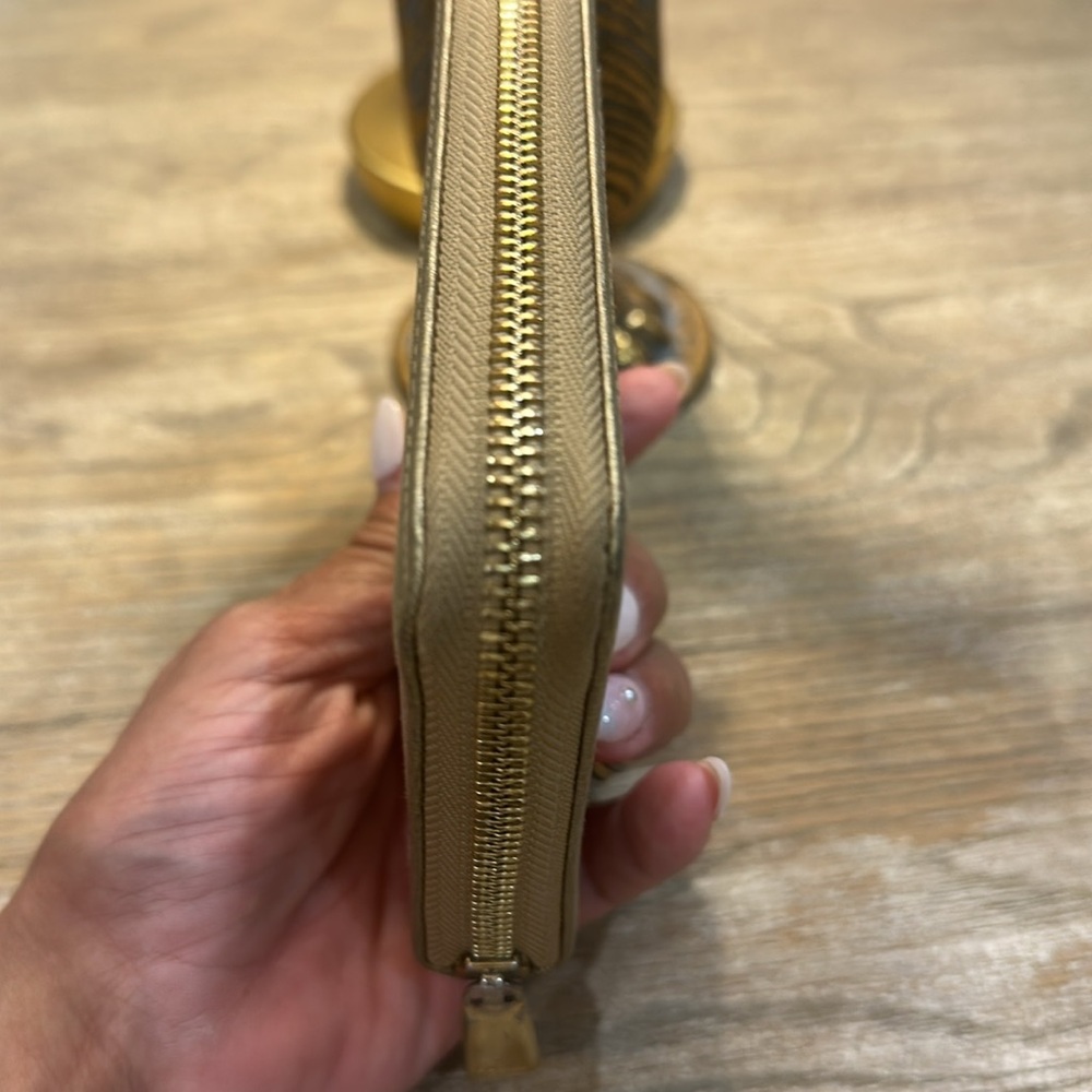 Furla Wallet - Picture 11 of 14
